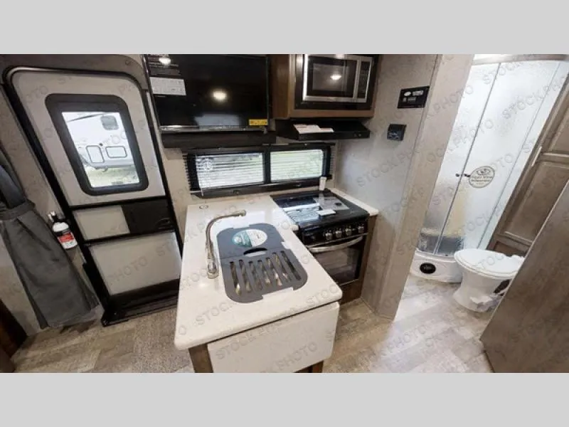 2020 Forest River Rockwood Mini Lite 2104S - Photo 3