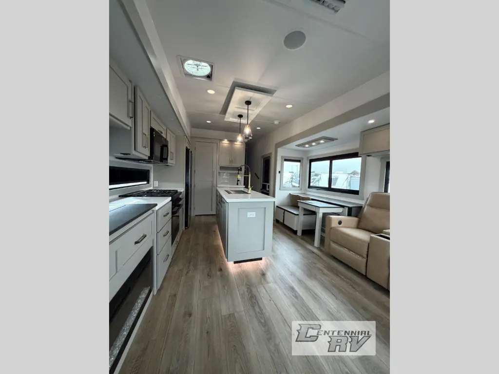 2026 Brinkley Model Z 3600, Photos photo 23