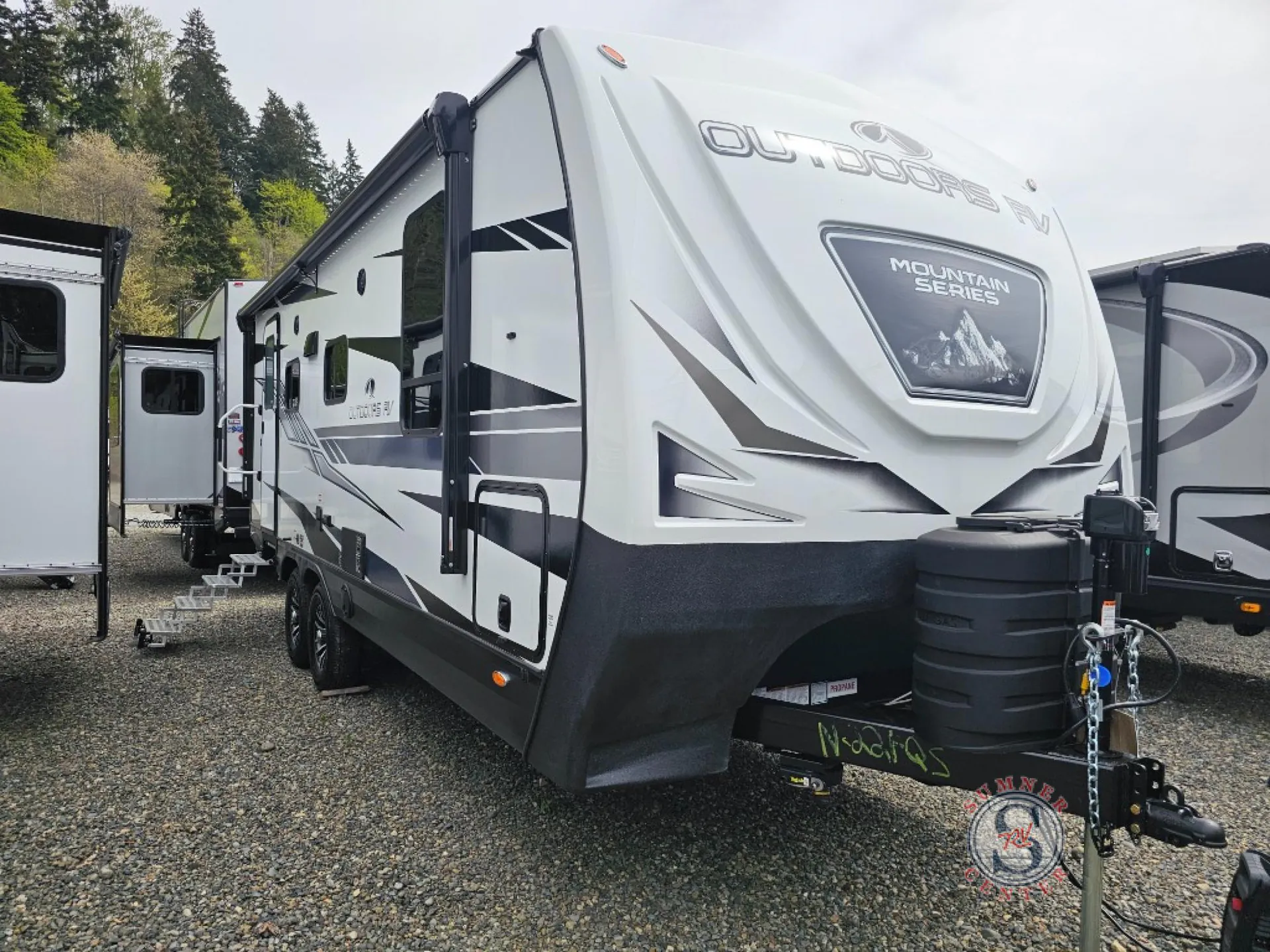 2026 Outdoors RV Timber Ridge Titanium Series 22FQS - Photo 2