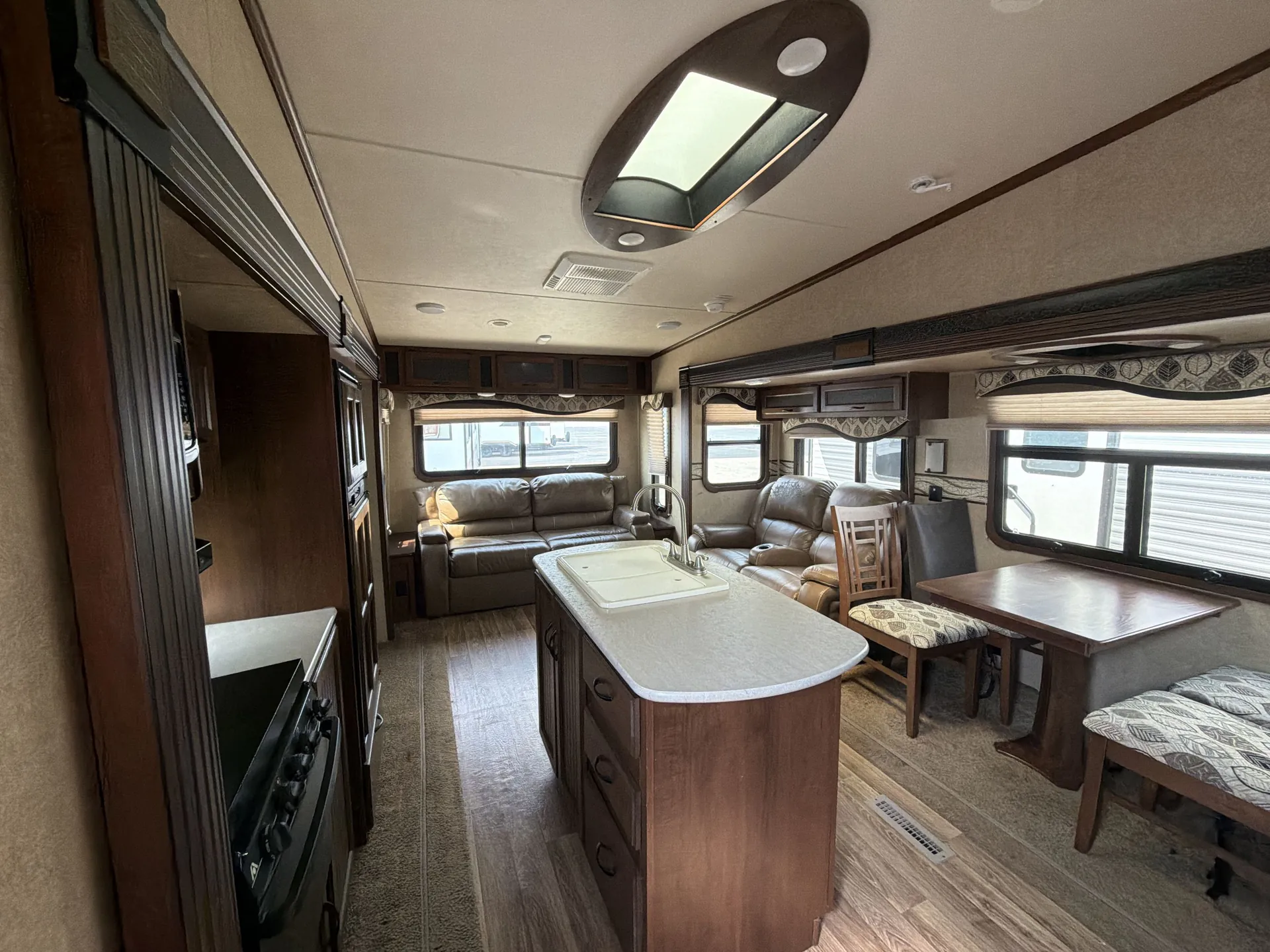 2015 Jayco Eagle HT 28.5RSTS - Photo 3