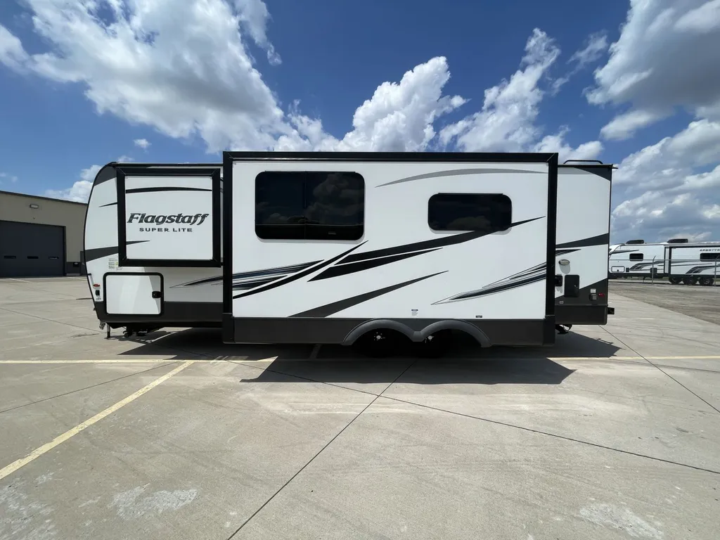 2022 Forest River Flagstaff Super Lite 26RBWS, Photos photo 4