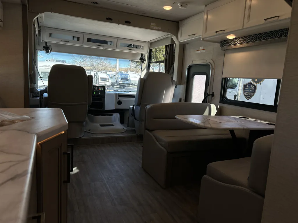 2026 Thor Motor Coach Freedom Traveler A29, Photos photo 3