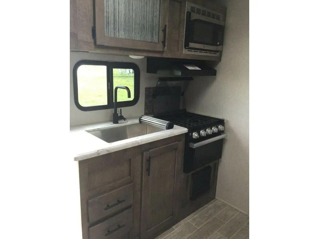 2021 Venture RV Sonic SN211VDB, Photos photo 10