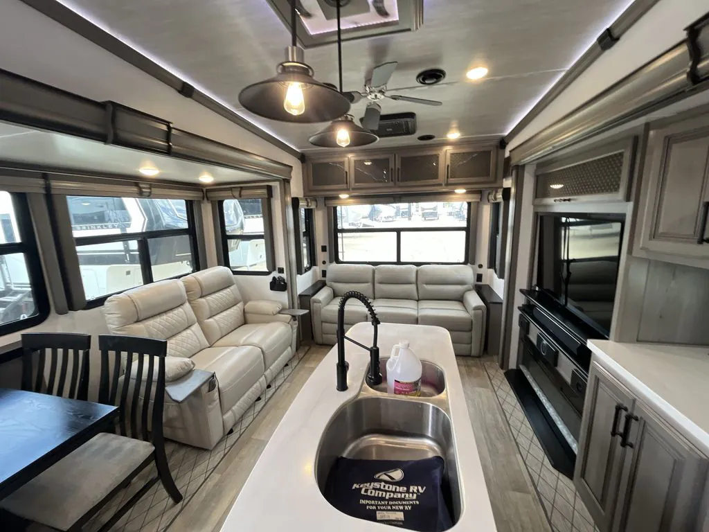 2022 Keystone Montana 3231CK, Photos photo 11