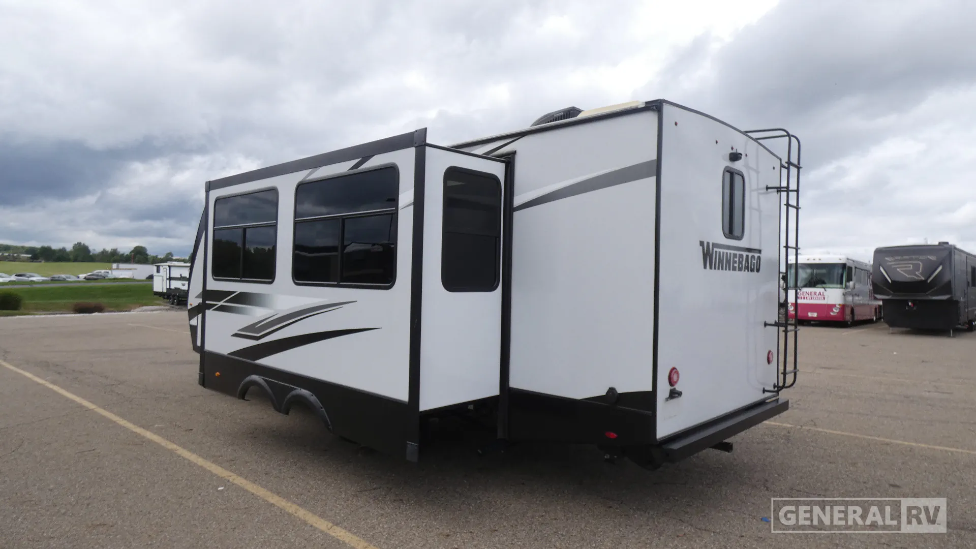 2021 Winnebago Voyage 2831RB - Photo 4