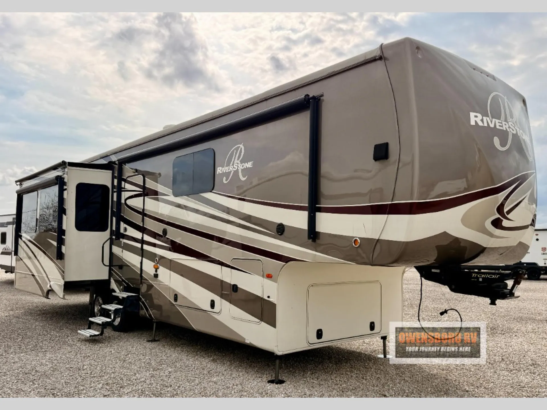2017 Forest River Riverstone Legacy 38FB - Photo 2