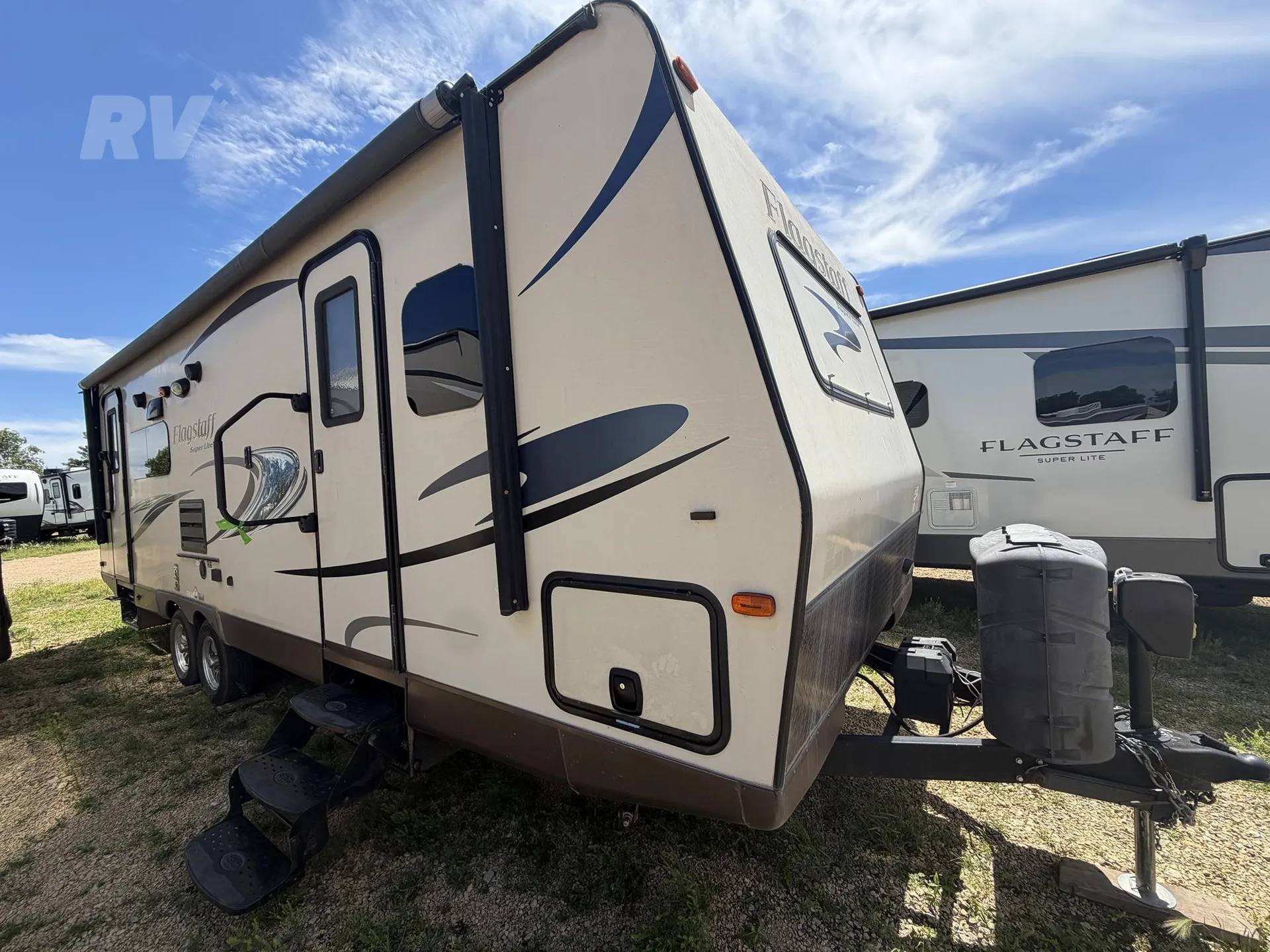 2015 Forest River Flagstaff Super Lite 26RLWS - Photo 2