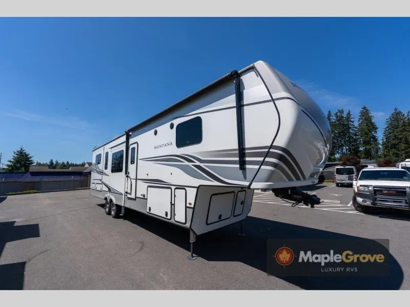 2022 Keystone Montana 3791RD - Photo 2
