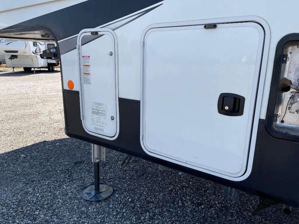 2023 Jayco Seismic Luxury Series 3815, Photos photo 15
