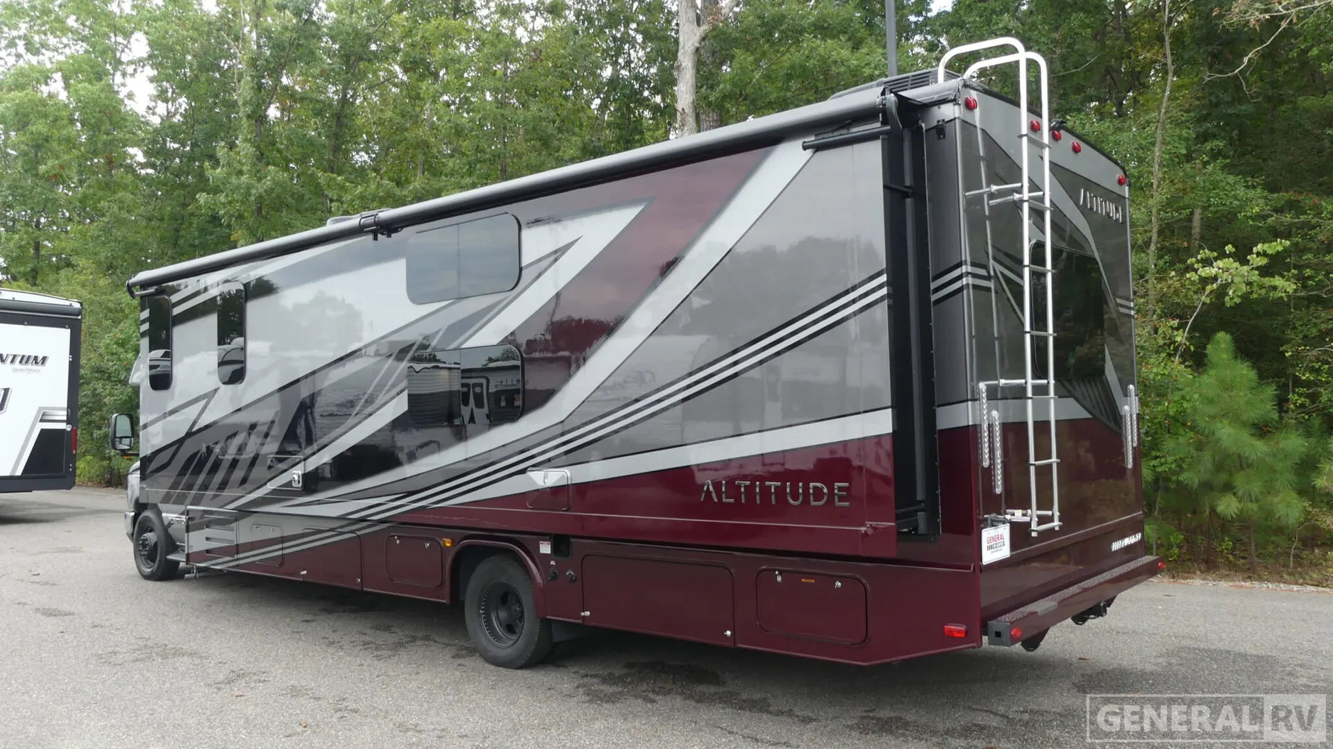 2026 Fleetwood Altitude 31W - Photo 4
