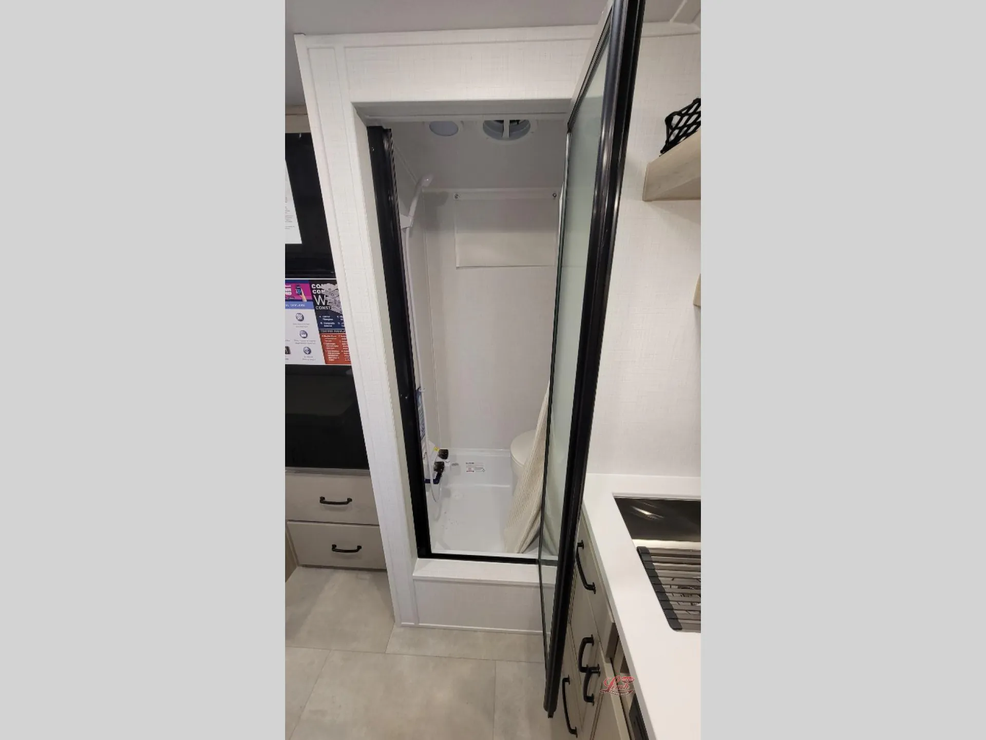2025 Forest River Rockwood Geo Pro 15TB — Photo 5