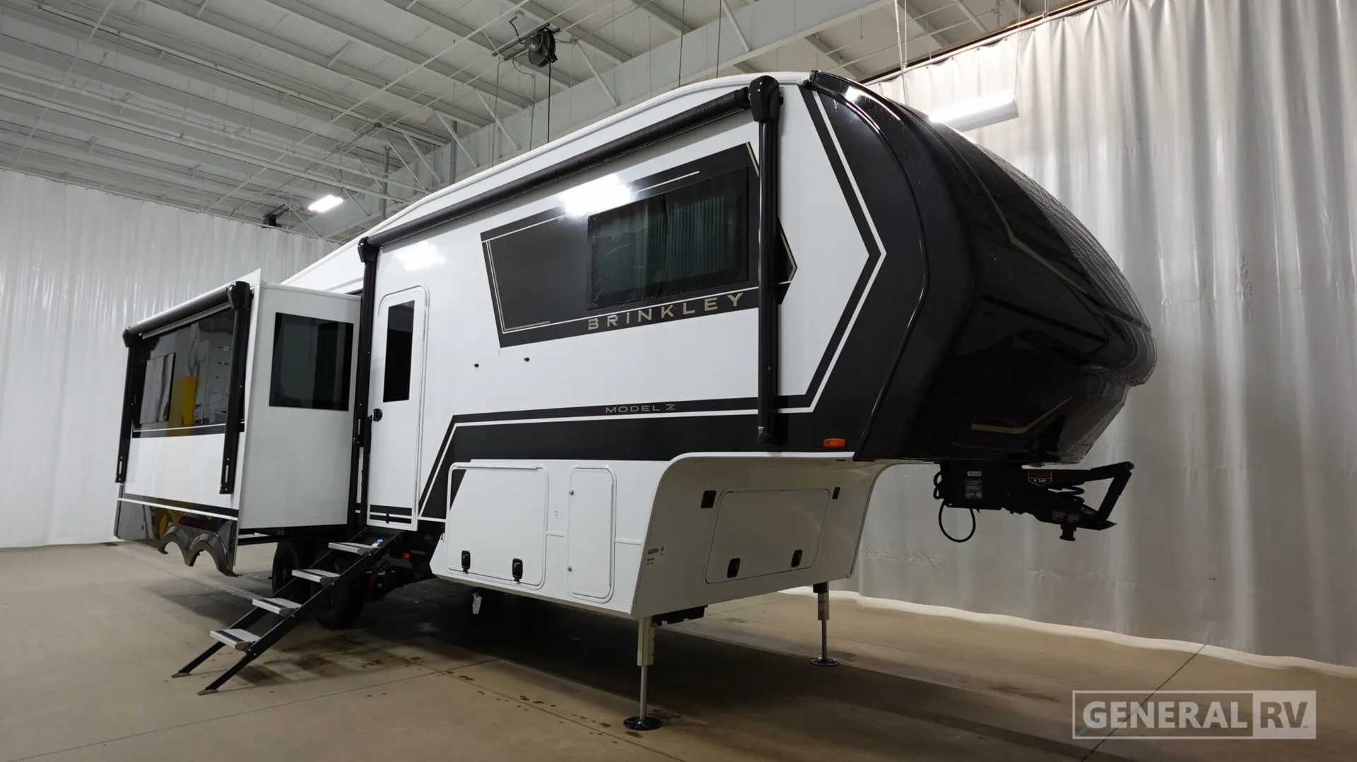 2026 Brinkley Model Z 2900 - Photo 2