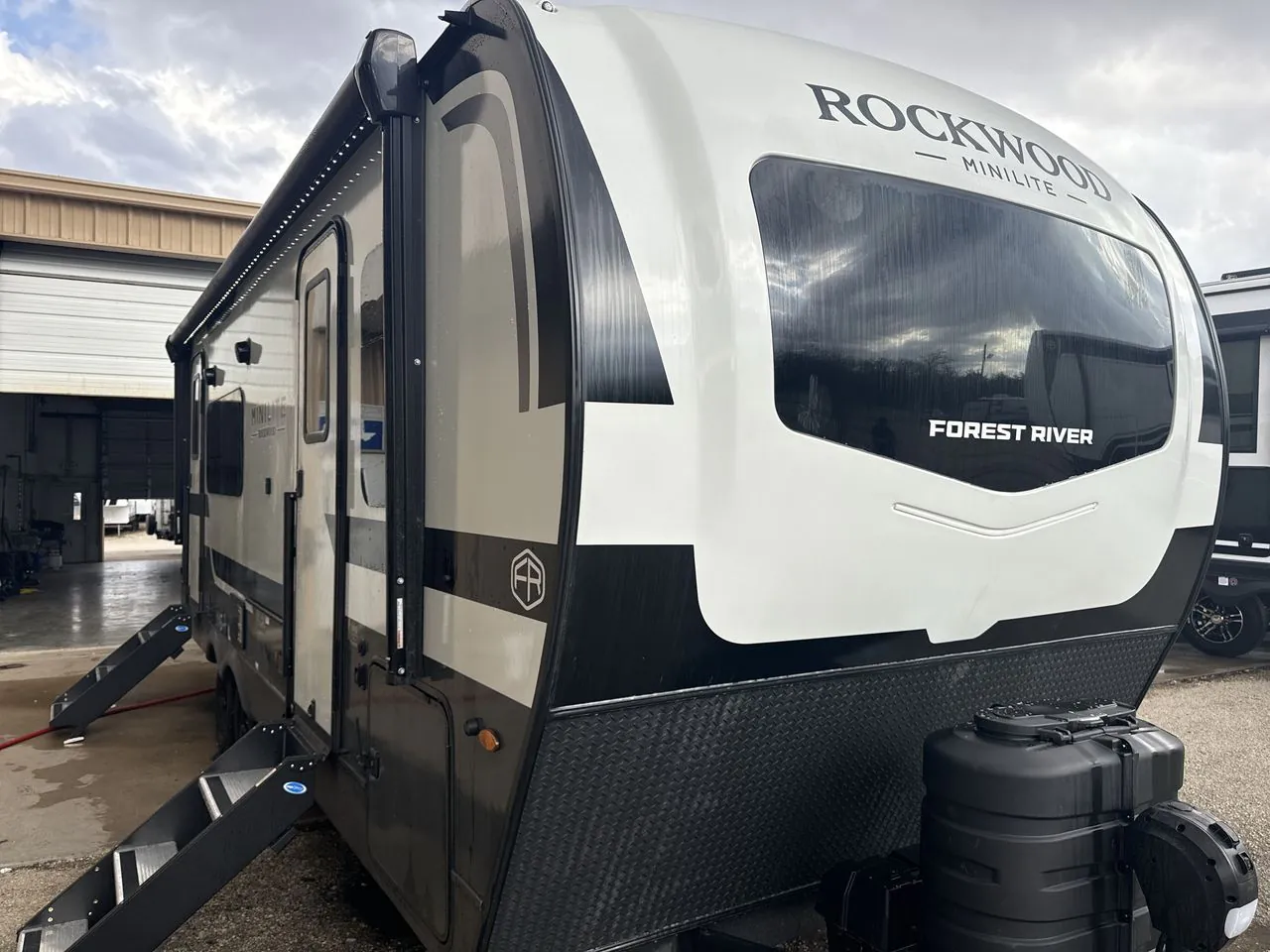 2026 Forest River Rockwood Mini Lite 2515S - Photo 3