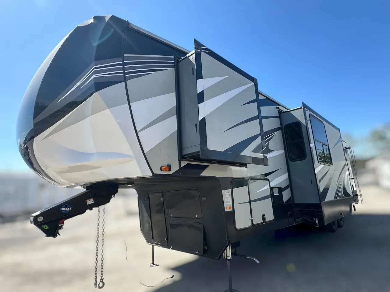 2020 Heartland Cyclone 3600 - Photo 4