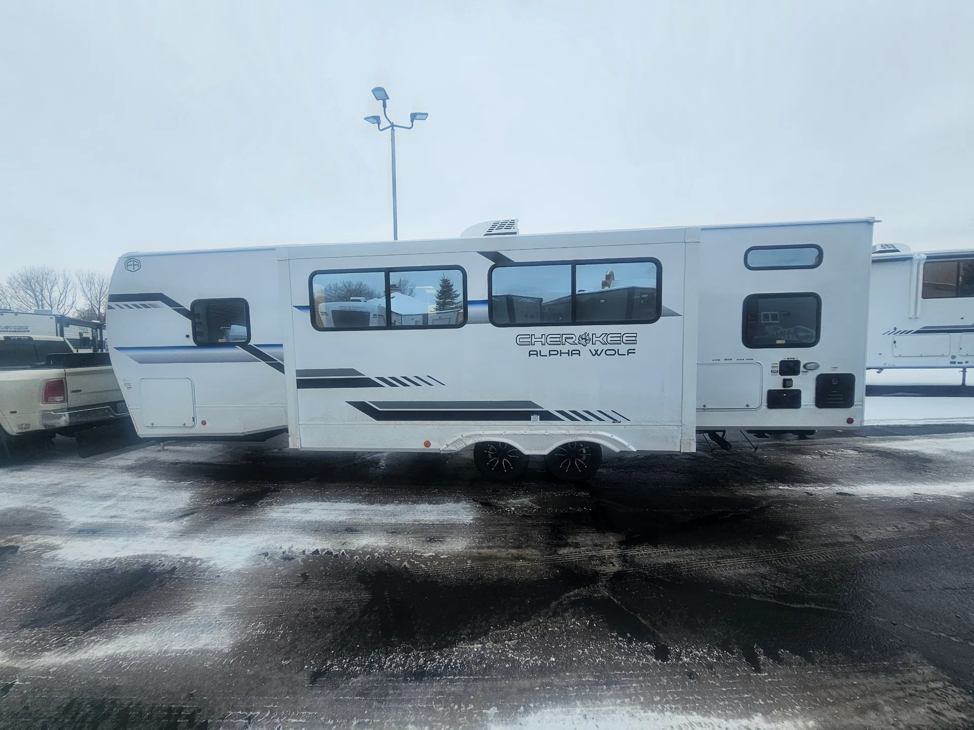 2026 Forest River Cherokee Alpha Wolf 26DBH - Photo 3