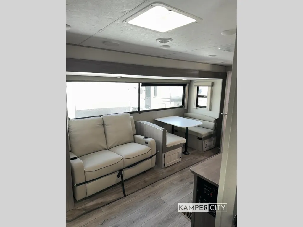 2026 Coachmen Catalina Legacy Edition 333DORM, Photos photo 32