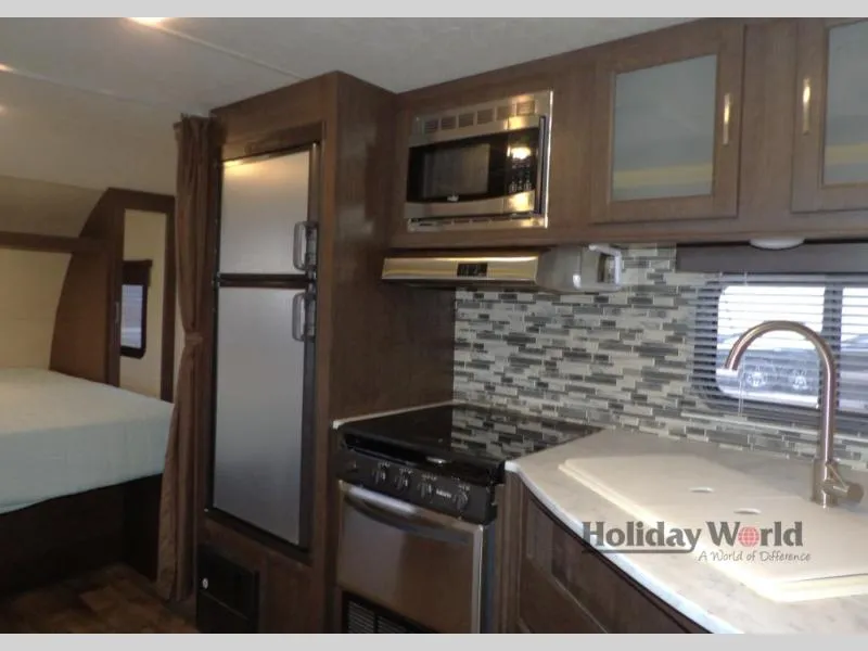 2019 Forest River RV Wildwood X-Lite 210RBXL - Photo 4
