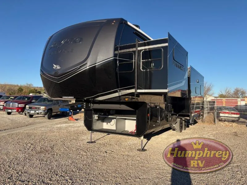 2026 Jayco Pinnacle 32RLTS - Photo 4