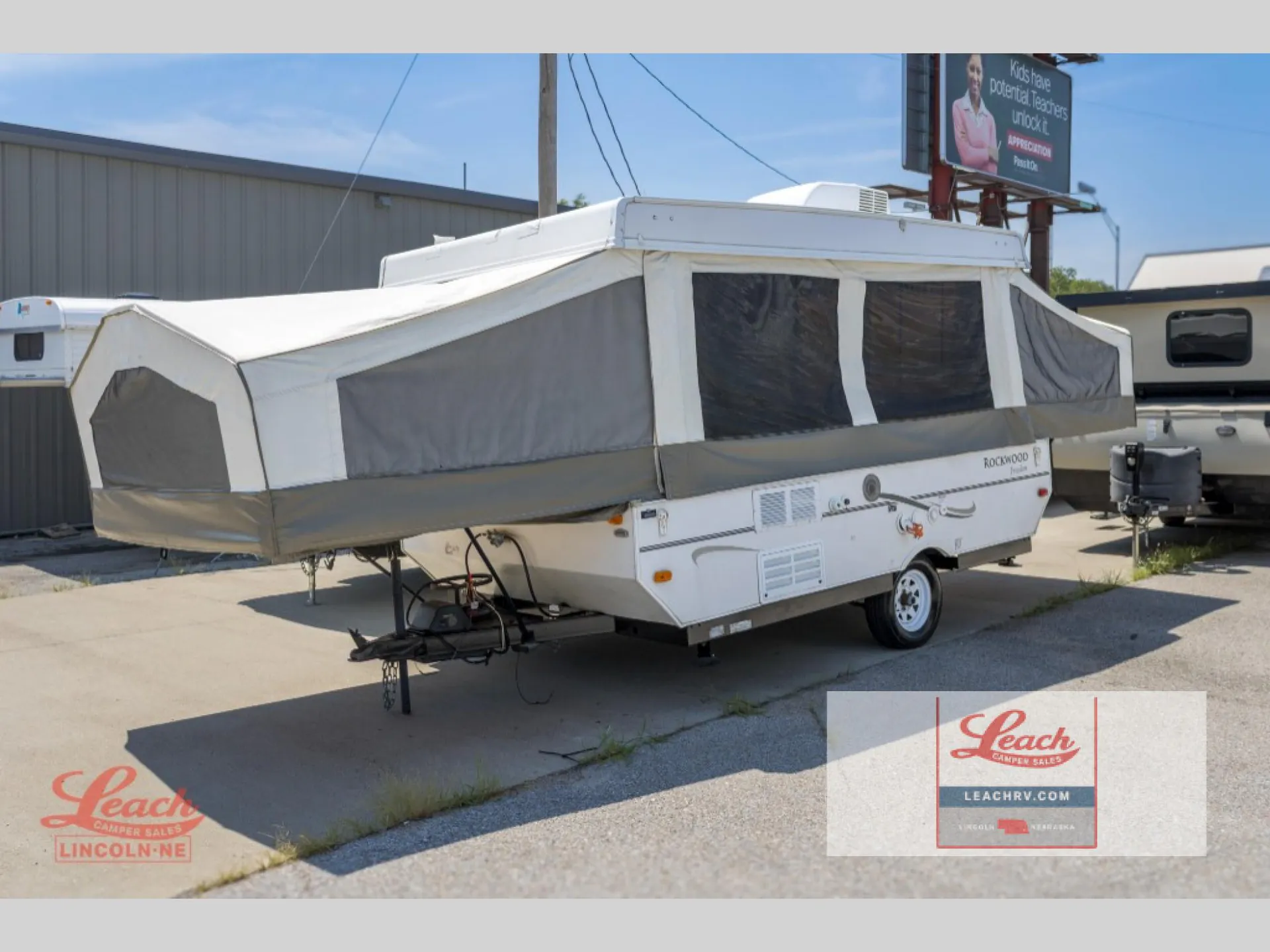 2007 Forest River Rockwood Freedom 2280 — Photo 5