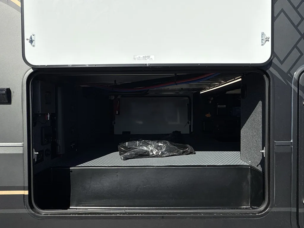 2026 Keystone Raptor 441, Photos photo 23
