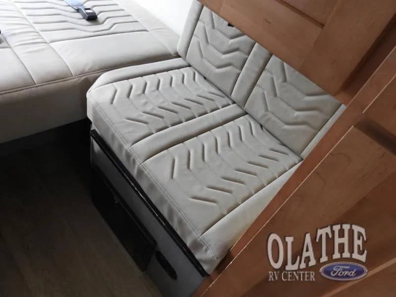 2024 Coachmen Nova 20C - Photo 3