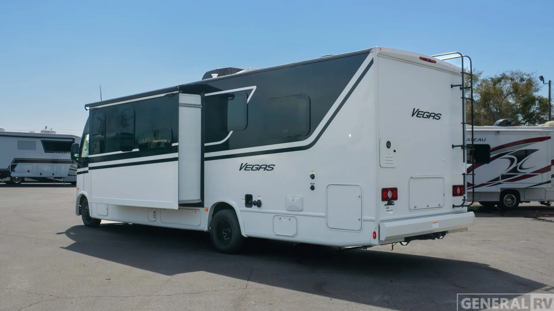 2026 Thor Motor Coach Vegas 281 - Photo 4