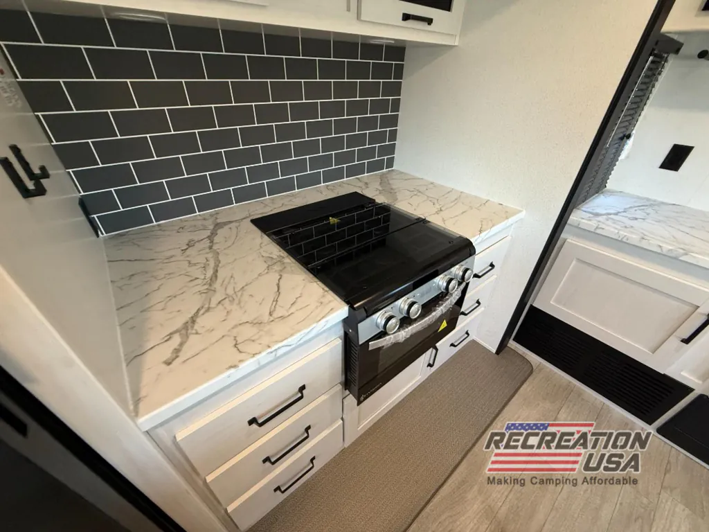 2026 Forest River Solaire 3380RLBT, Photos photo 12