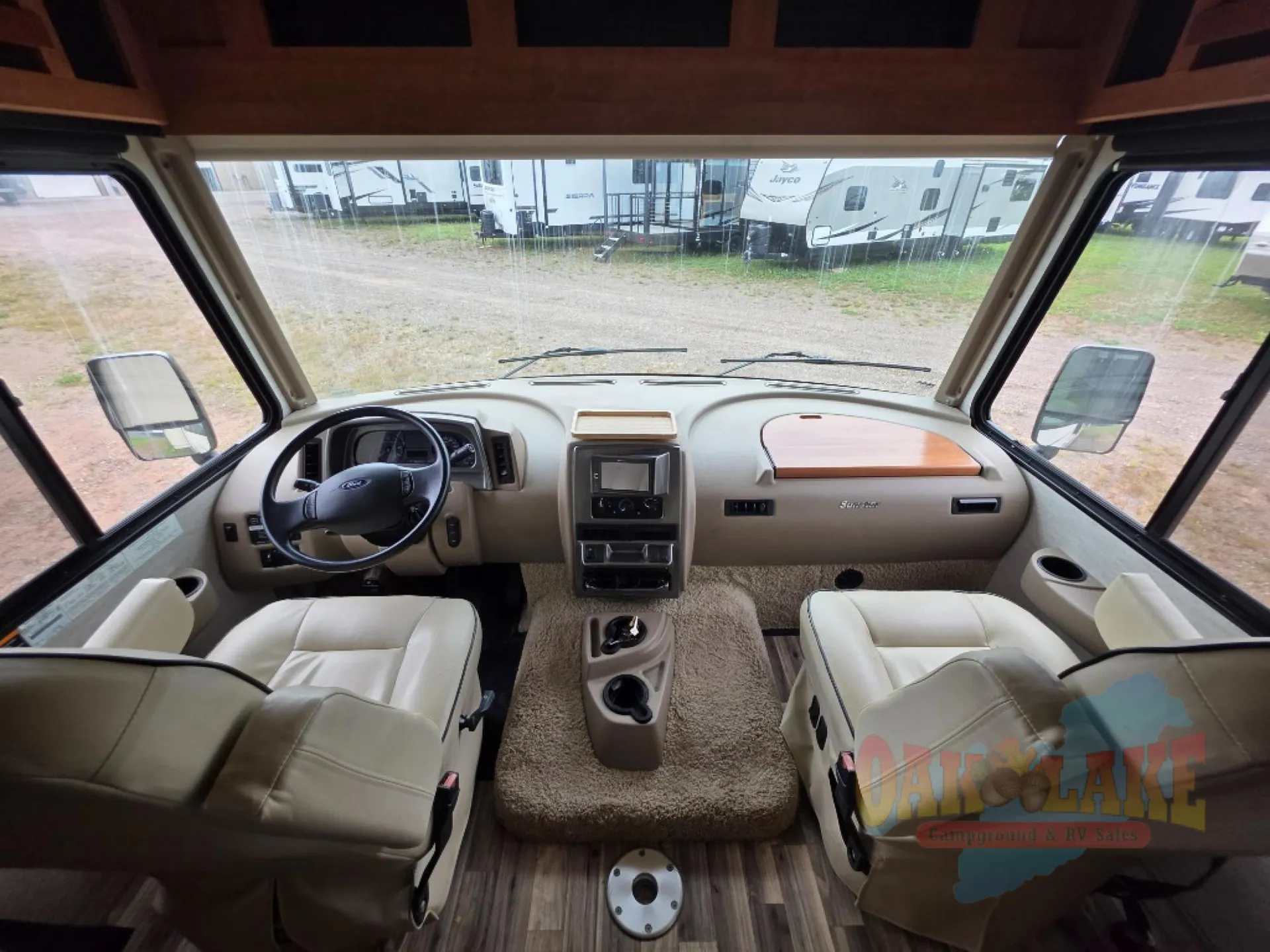 2018 Winnebago Sunstar 27P - Photo 4