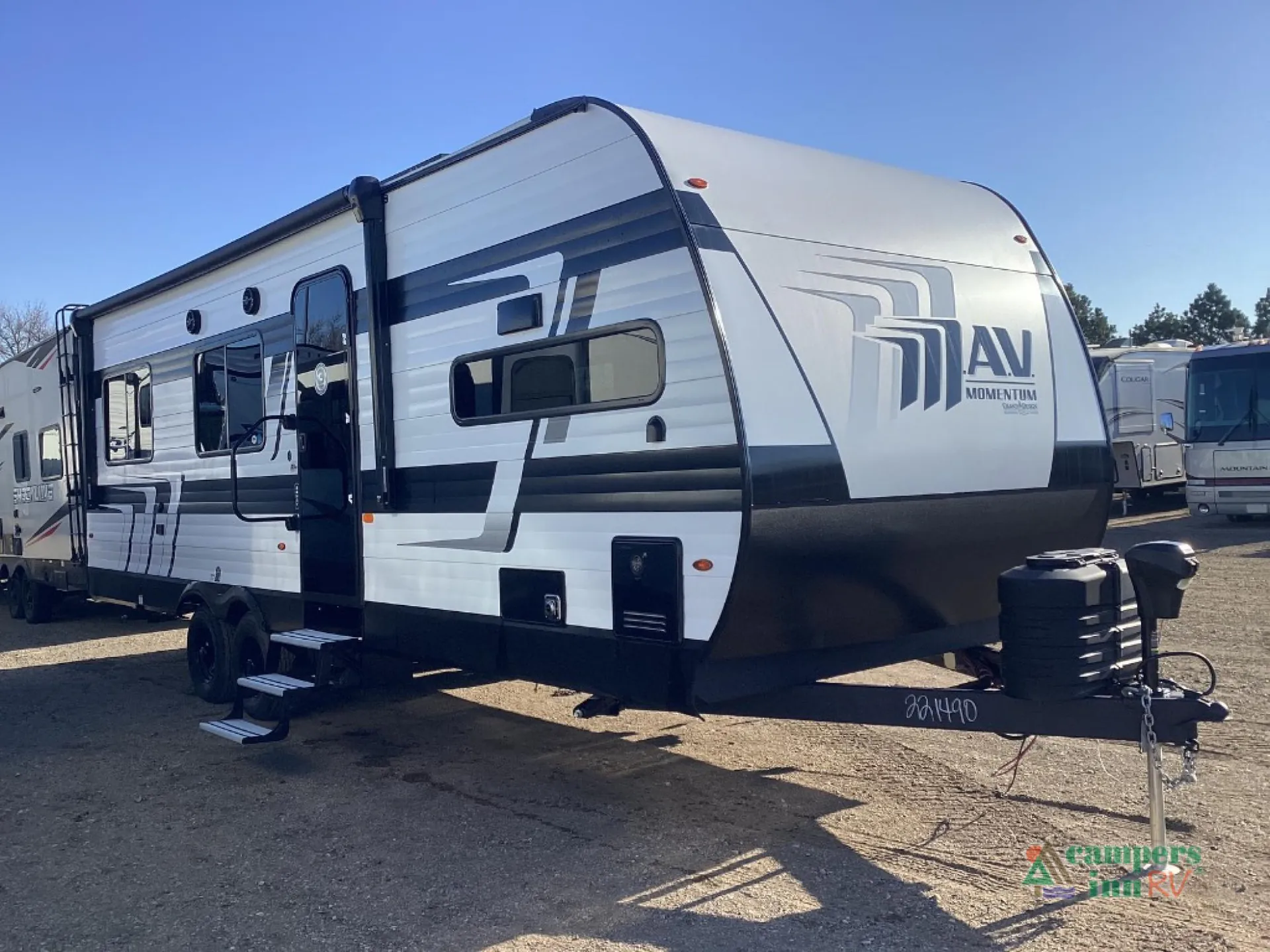 2025 Grand Design Momentum MAV 24MAV - Photo 2