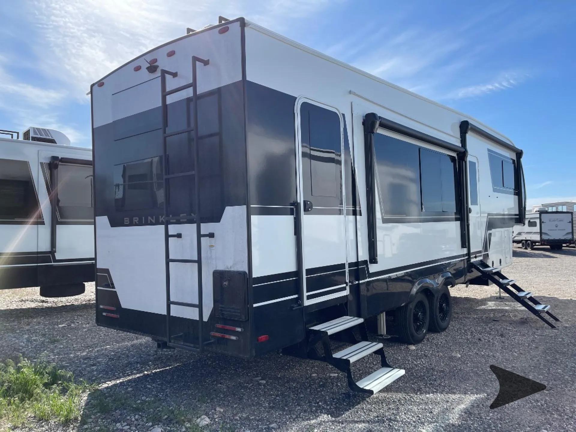 2026 Brinkley Model Z 3210 - Photo 4