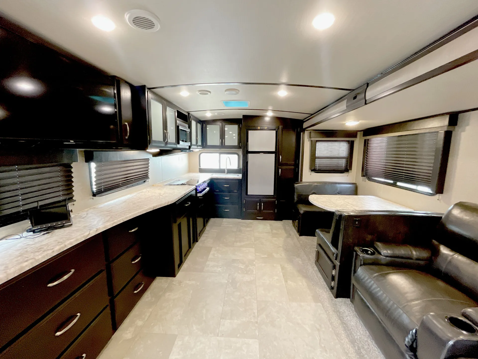 2019 Grand Design Imagine 2850MK — living area main
