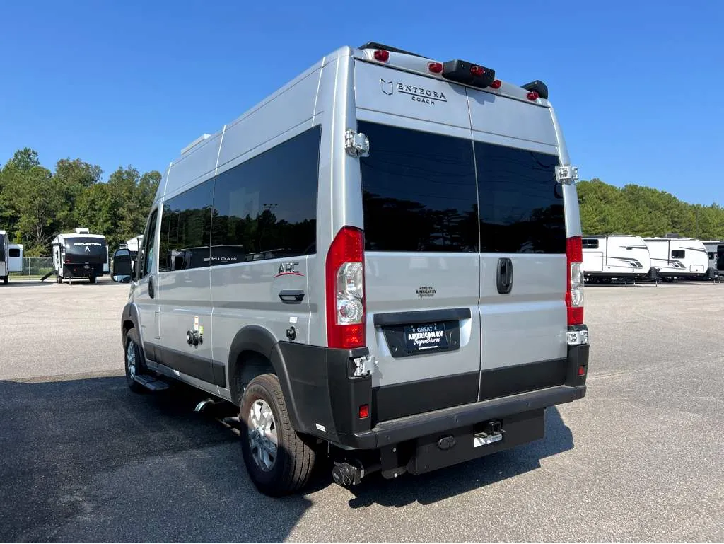 2026 Entegra Coach Arc 18C - Photo 4