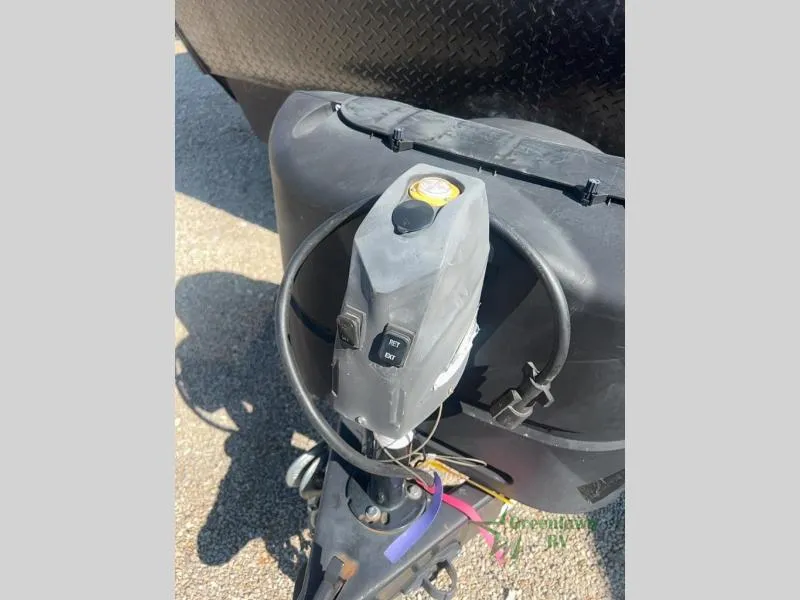2021 Forest River Vengeance Rogue 26V - Photo 4