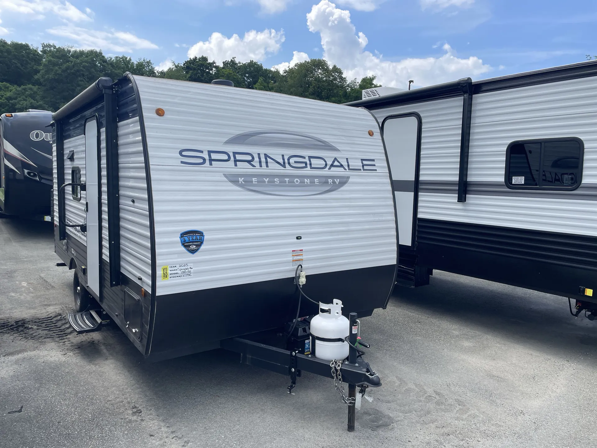 2025 Keystone Springdale Mini 1800BH - Photo 2
