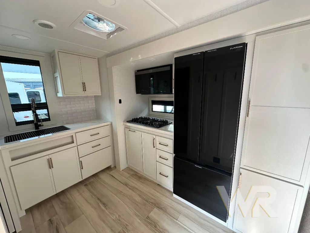 2026 Brinkley Model I 235, Photos photo 29