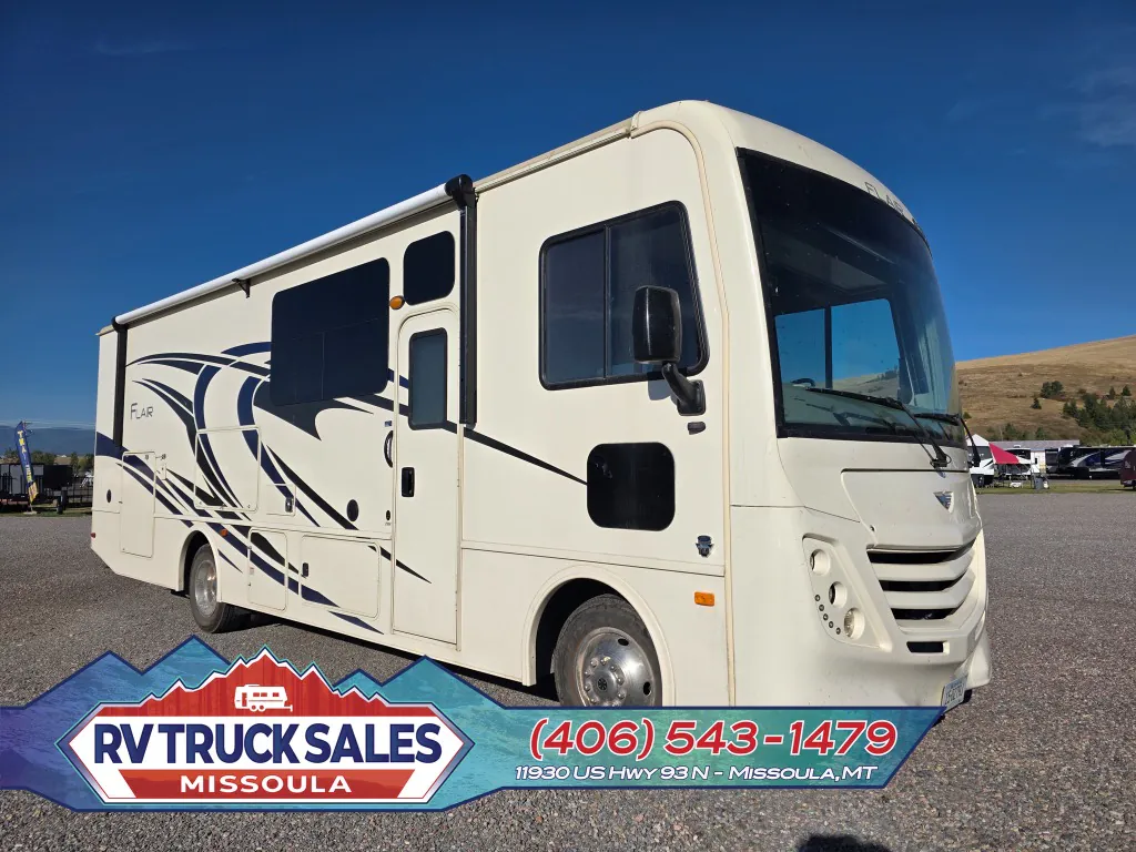 2020 Fleetwood Flair 29M - Photo 2