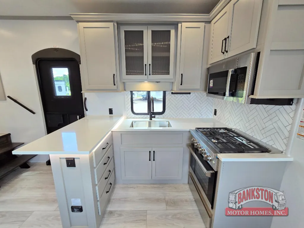 2026 Keystone Montana High Country 377FL, Photos photo 10