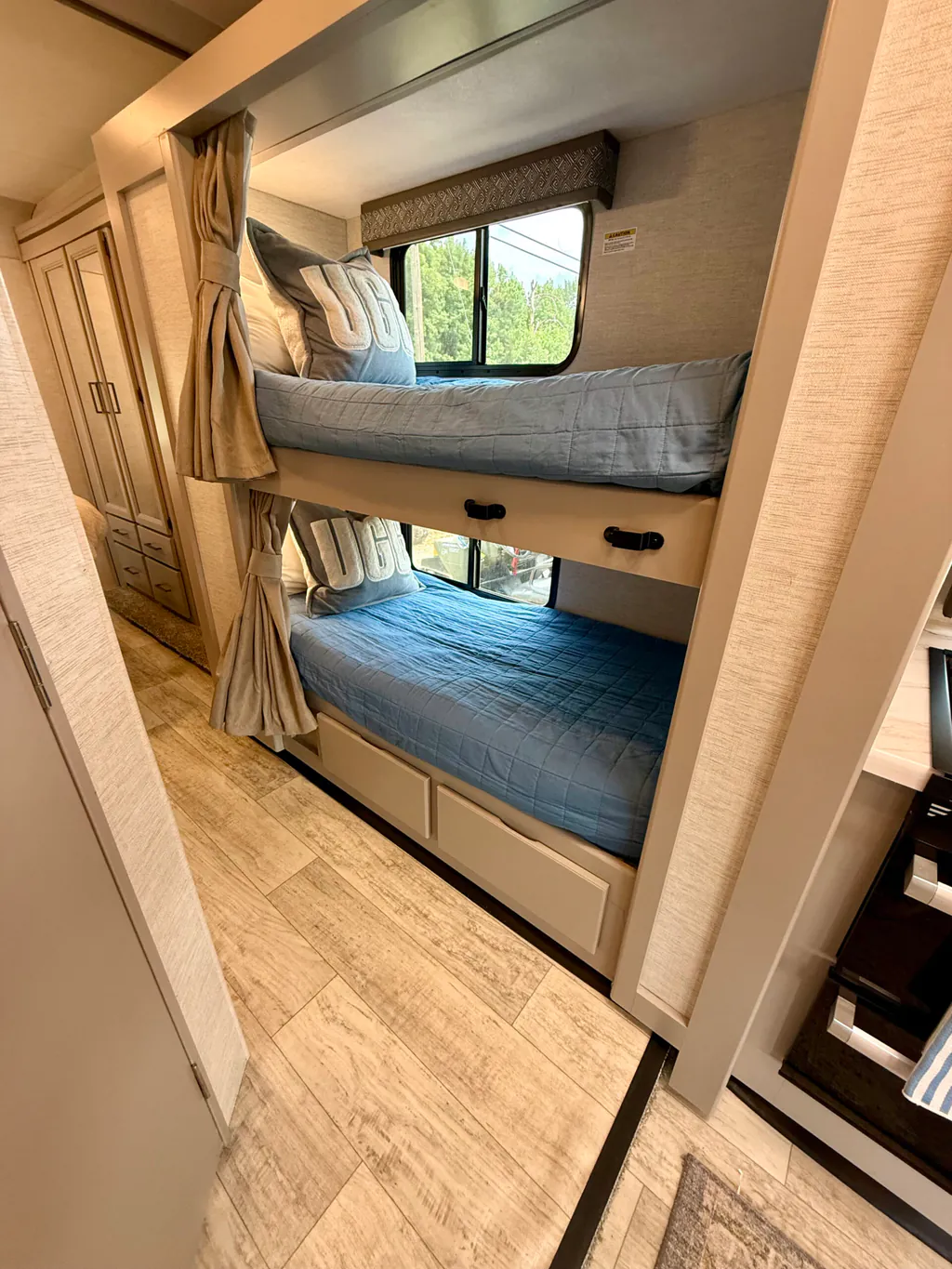 2024 Thor Motor Coach Chateau 31EV, Photos photo 15