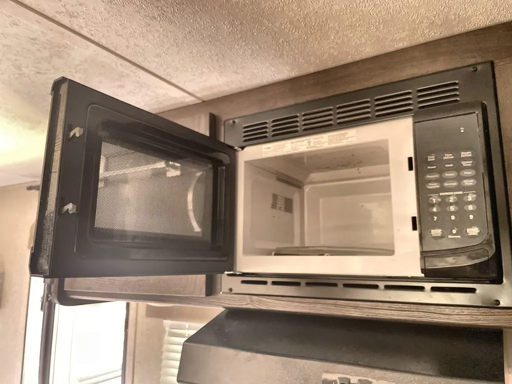 2019 Keystone Springdale 1790FQ, Photos photo 10