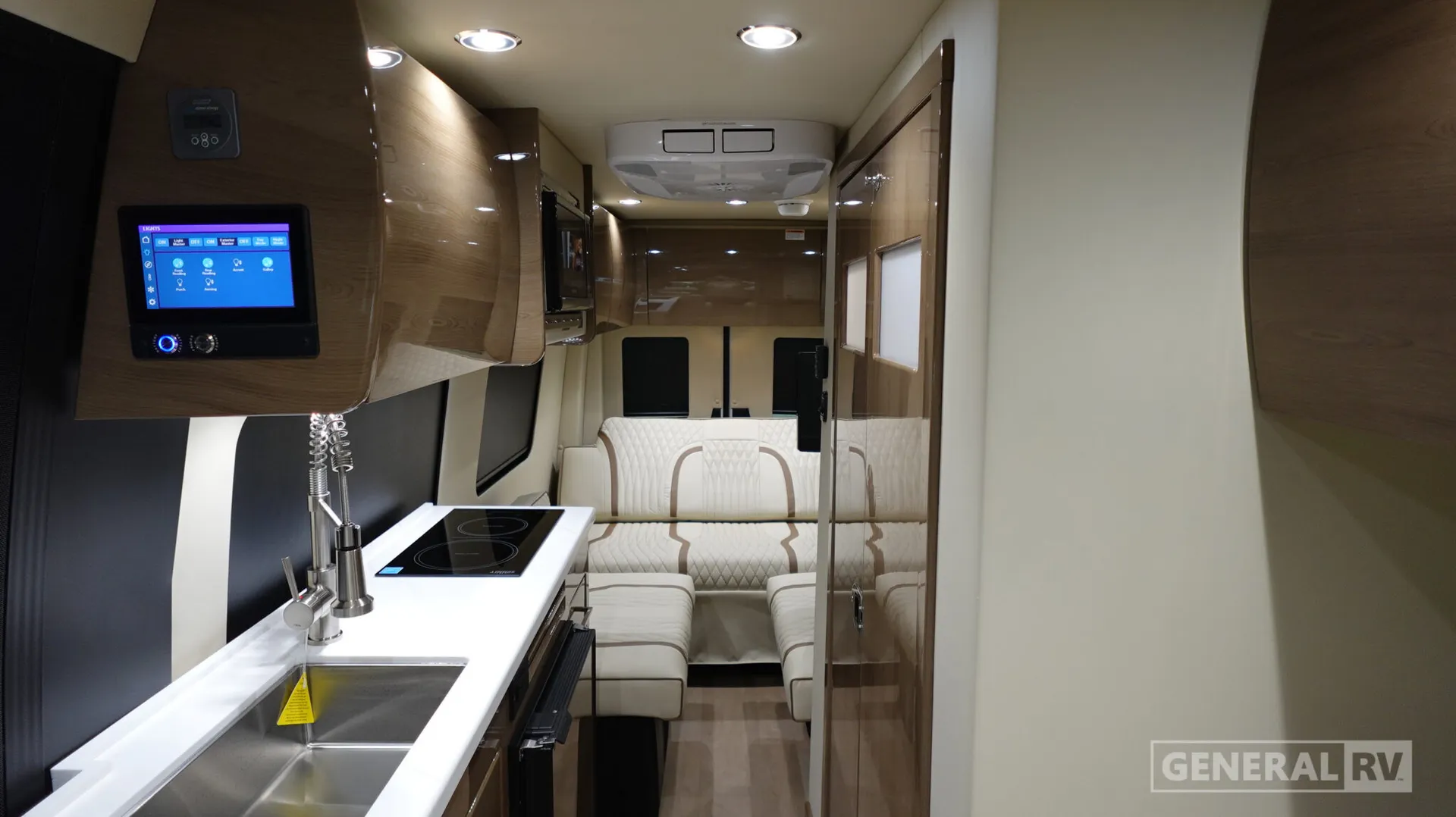 2027 Midwest Automotive Designs Patriot MD4 170EXT - Photo 3