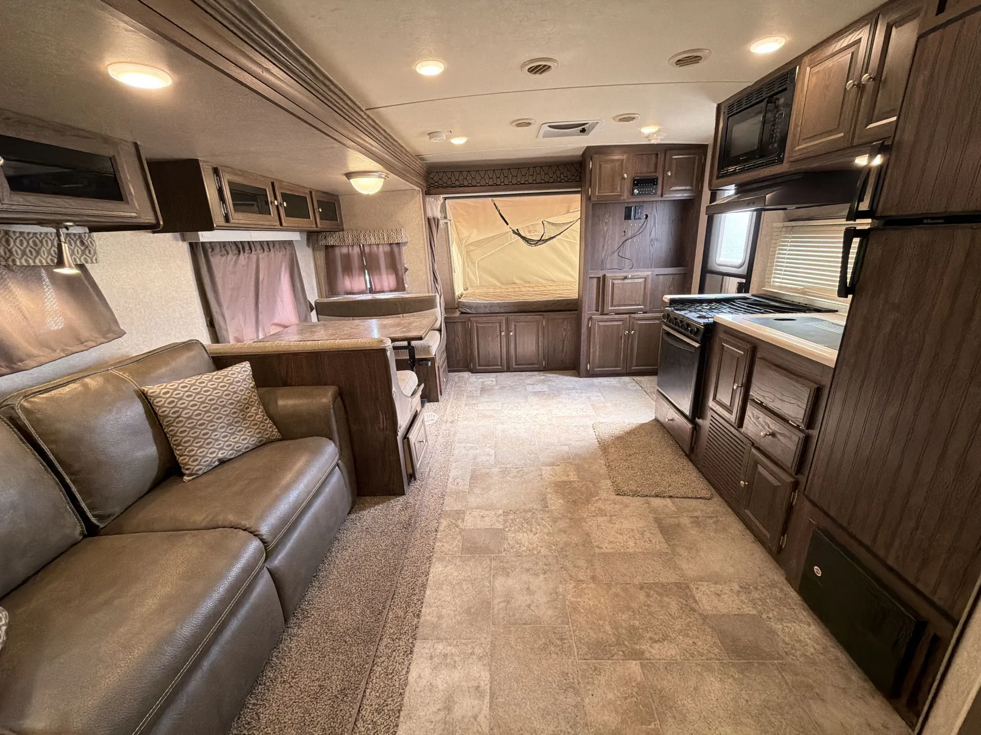 2017 Forest River Flagstaff Shamrock 21SSL — living area main