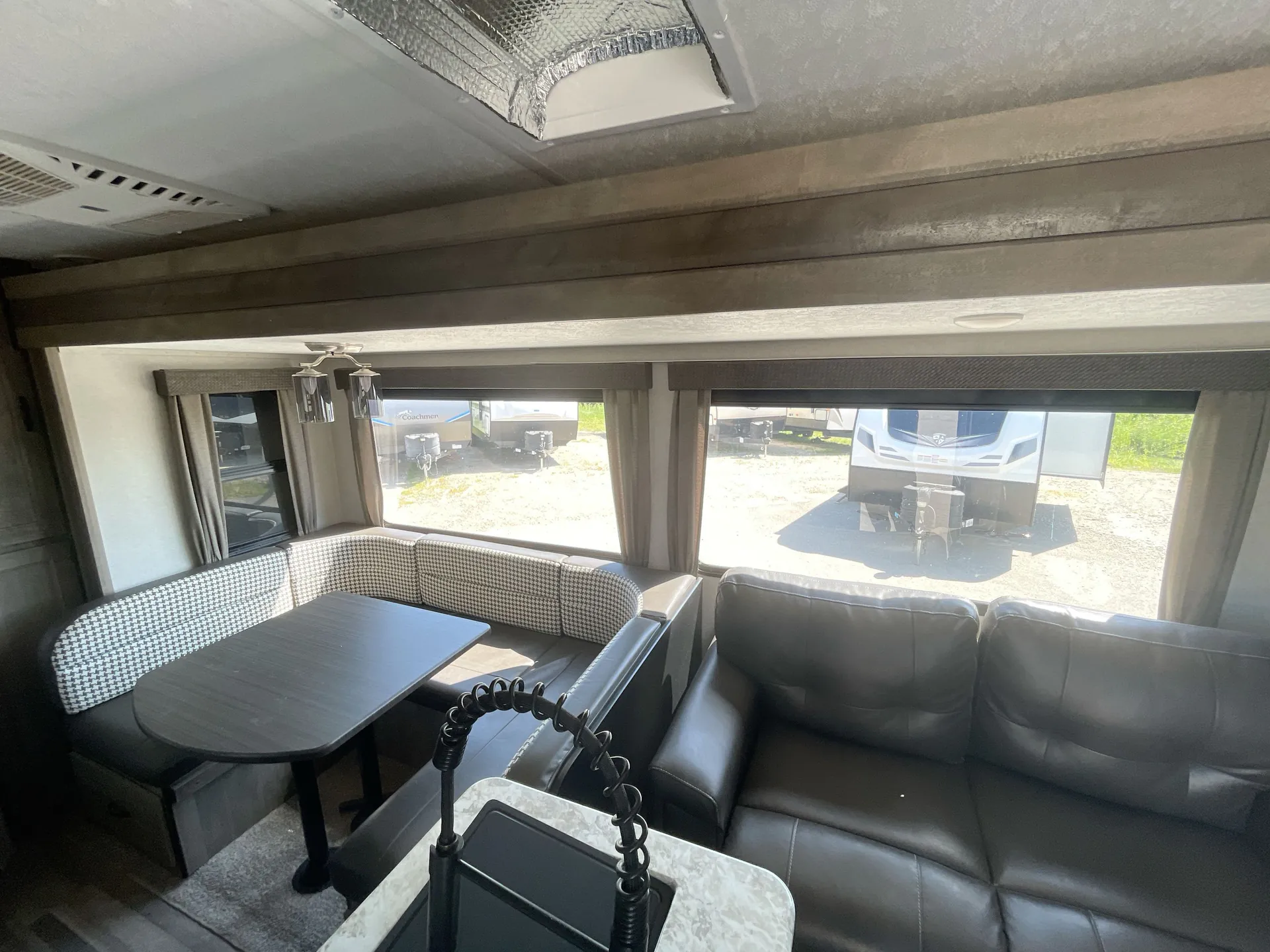 2020 Forest River Vibe 32BH — living area main