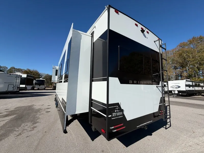 2026 Brinkley Model Z 3200 - Photo 4