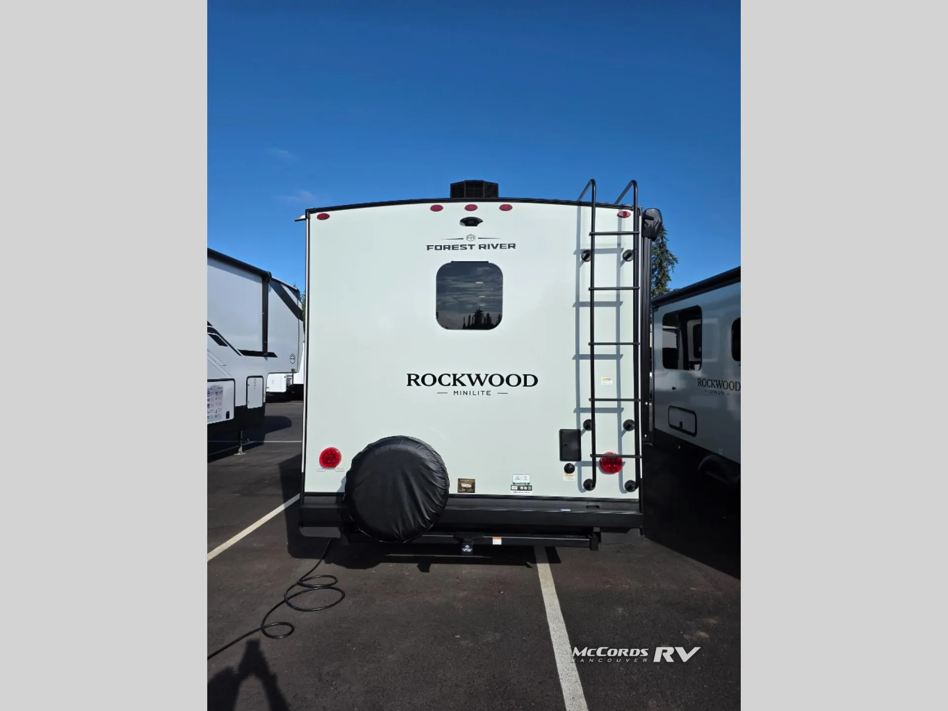 2027 Forest River Rockwood Mini Lite 2524FBT — Photo 6