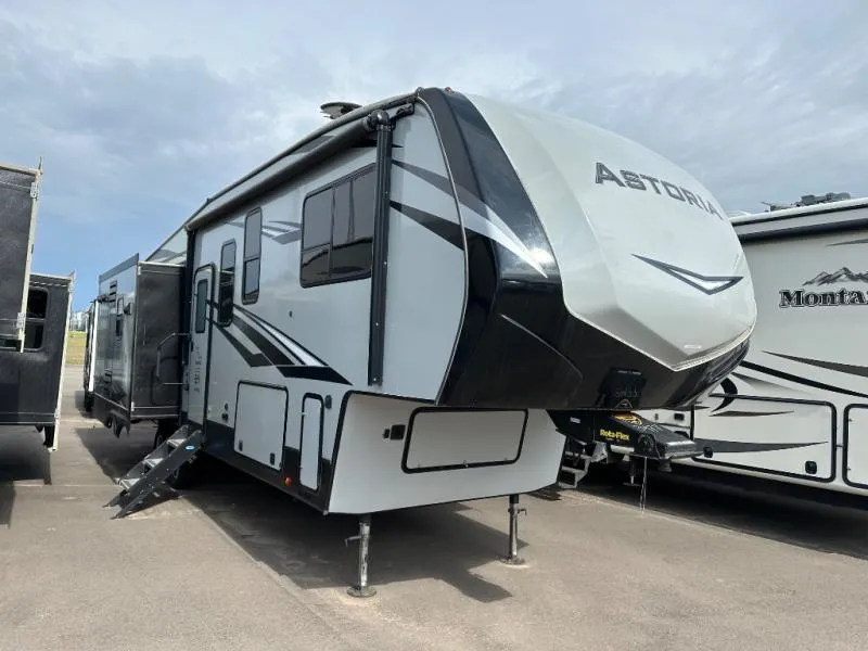 2019 Dutchmen Astoria 2953RLF - Main photo