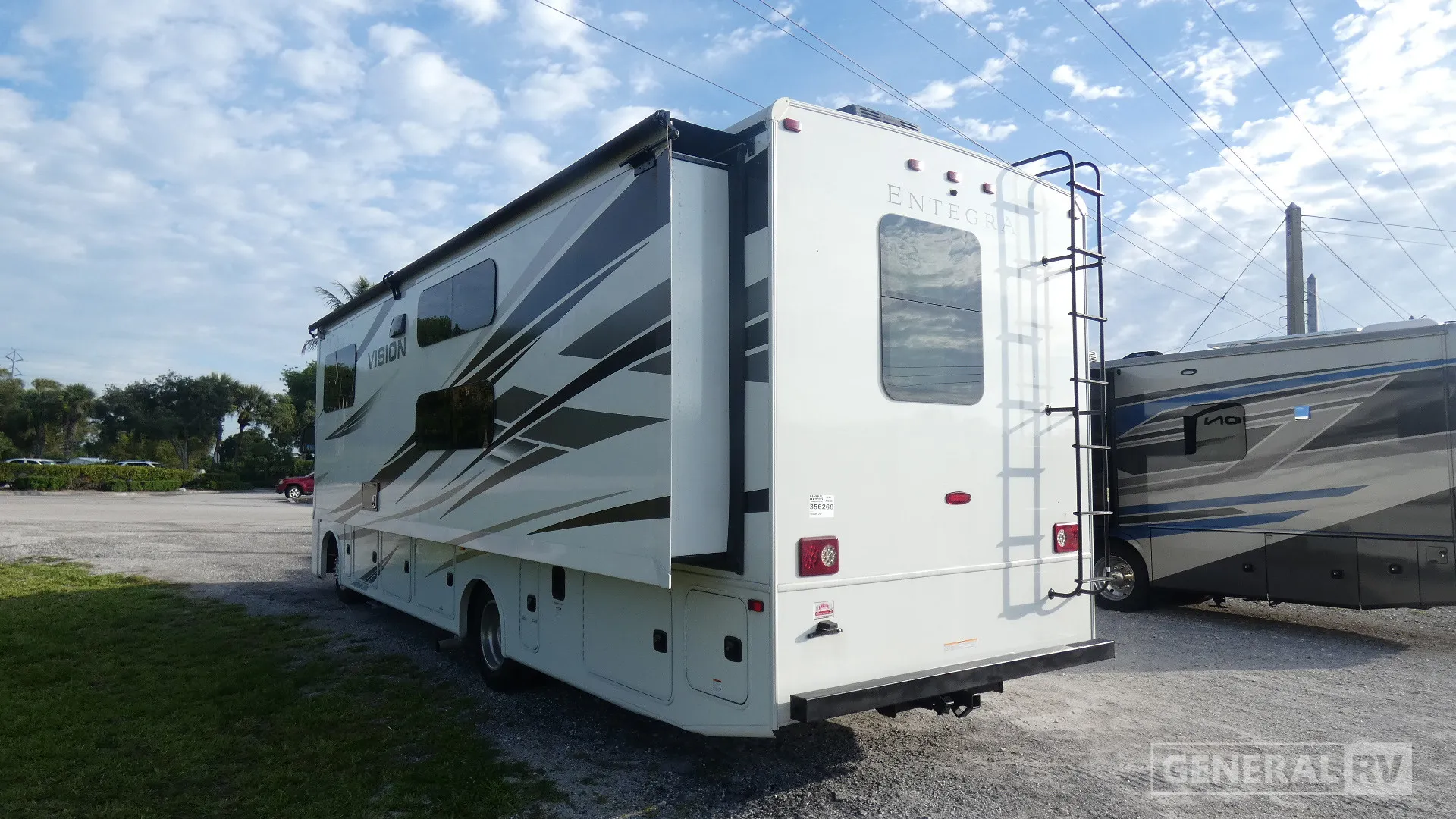 2024 Entegra Coach Vision 29F - Photo 4