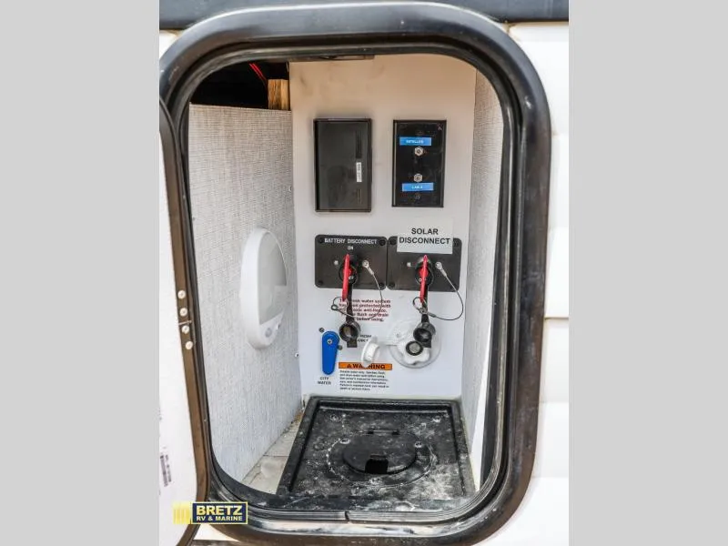 2024 Grand Design Momentum MAV 22MAV - Photo 2