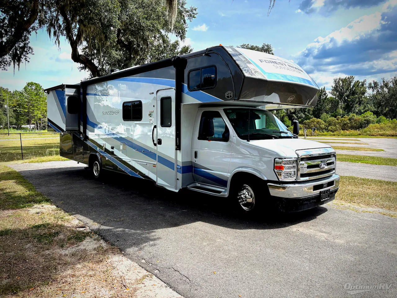 2027 Forest River Sunseeker 3010DS