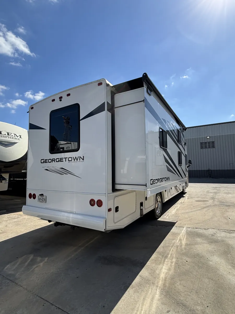2022 Forest River Georgetown 3 Series GT3 33B3, Photos photo 6