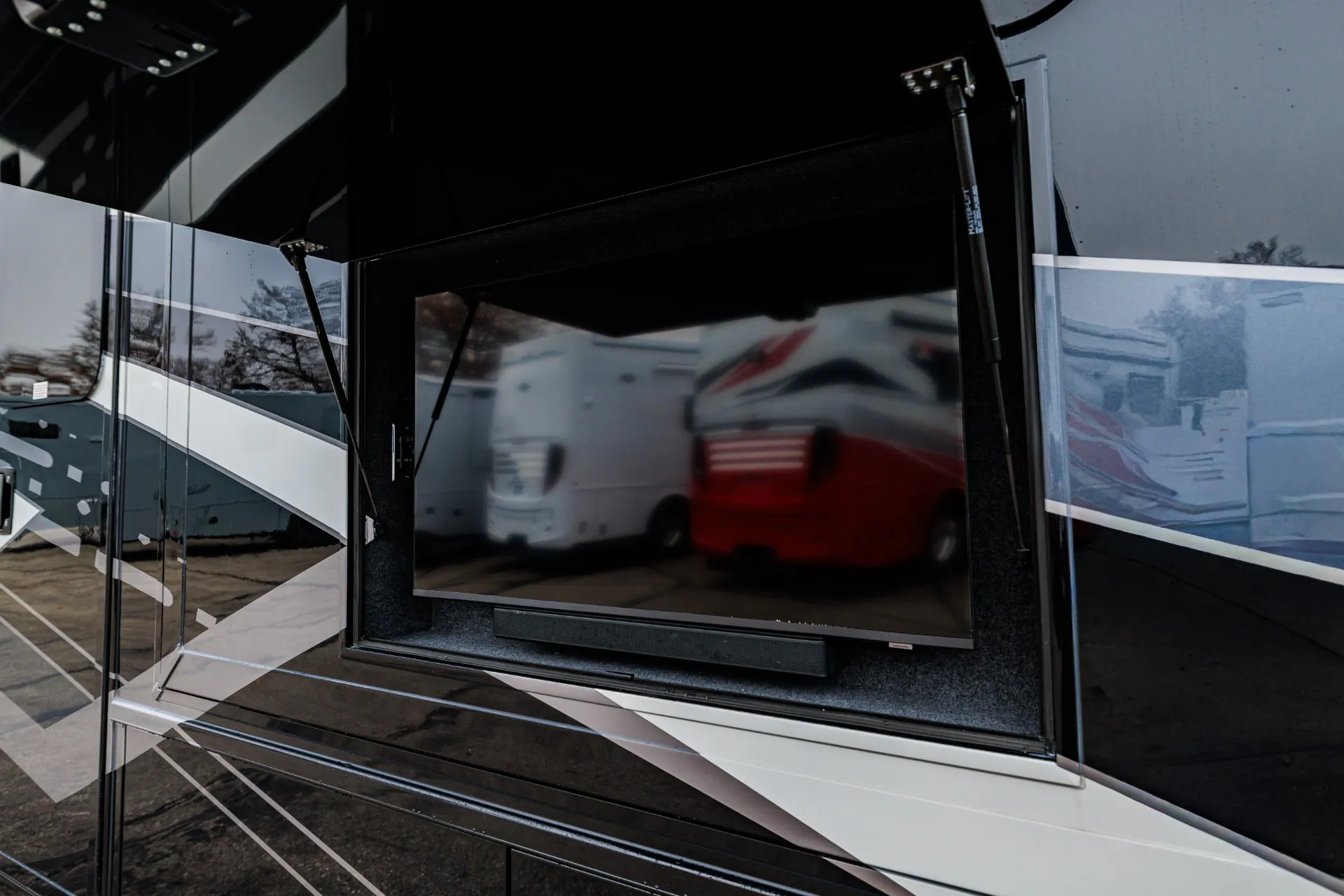 2026 Newmar Supreme Aire 4129 - Photo 3